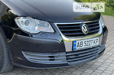 Мінівен Volkswagen Touran 2009 в Вінниці