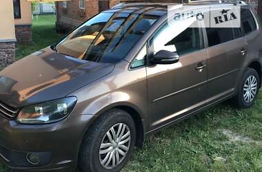 Минивэн Volkswagen Touran 2015 в Житомире