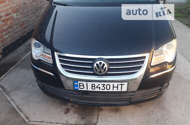 Минивэн Volkswagen Touran 2007 в Шишаки