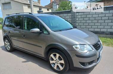 Минивэн Volkswagen Touran 2010 в Ровно