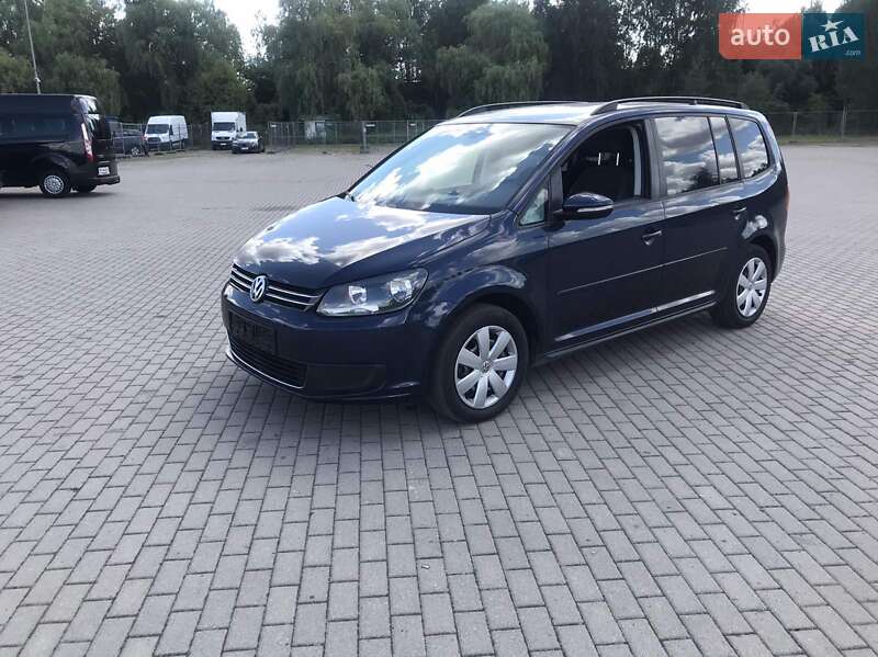 Volkswagen Touran 2011