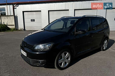 Минивэн Volkswagen Touran 2011 в 