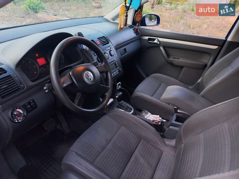 Минивэн Volkswagen Touran 2005 в Николаеве фото 3 Минивэн Volkswagen Touran 2005 в Николаеве