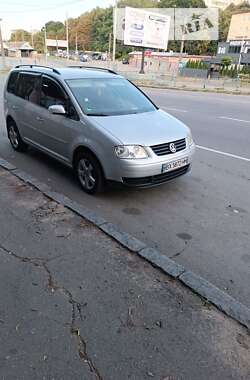Минивэн Volkswagen Touran 2006 в Хмельницком