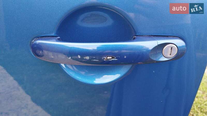 Мінівен Volkswagen Touran 2008 в Луцьку