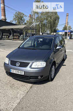 Минивэн Volkswagen Touran 2004 в Черновцах