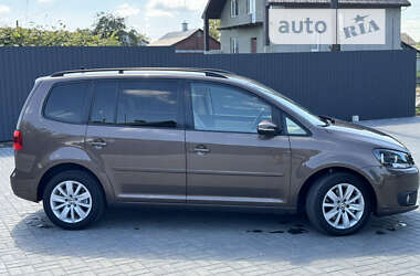 Минивэн Volkswagen Touran 2012 в Ровно