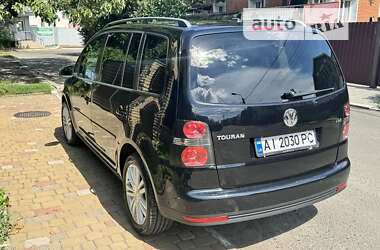 Мінівен Volkswagen Touran 2009 в Києві