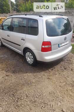 Минивэн Volkswagen Touran 2003 в Городковке