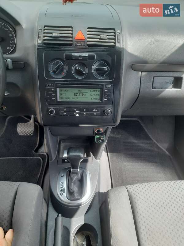 Минивэн Volkswagen Touran 2003 в Городковке