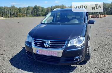 Мінівен Volkswagen Touran 2008 в Ковелі