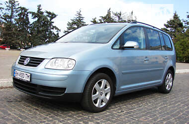 Мінівен Volkswagen Touran 2006 в Одесі