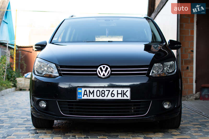 Volkswagen Touran 2011