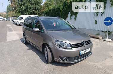 Минивэн Volkswagen Touran 2012 в Киеве