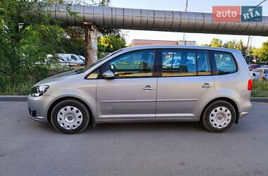 Мінівен Volkswagen Touran 2011 в Дніпрі