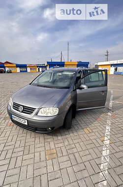 Минивэн Volkswagen Touran 2005 в Житомире