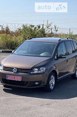 Мінівен Volkswagen Touran 2011 в Рівному