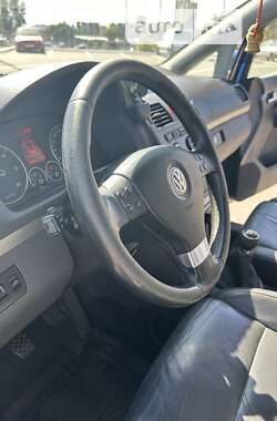 Мінівен Volkswagen Touran 2007 в Києві