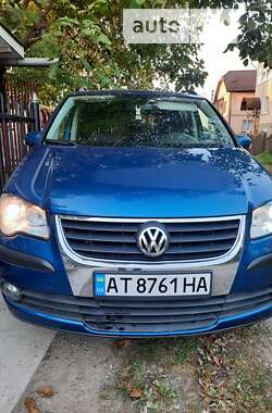 Мінівен Volkswagen Touran 2008 в Івано-Франківську