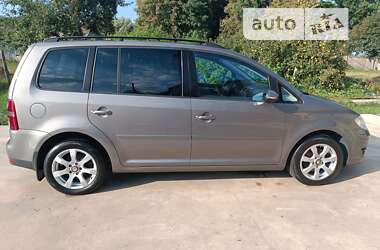 Мінівен Volkswagen Touran 2009 в Рівному