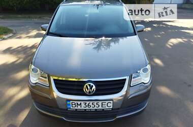 Мінівен Volkswagen Touran 2006 в Конотопі