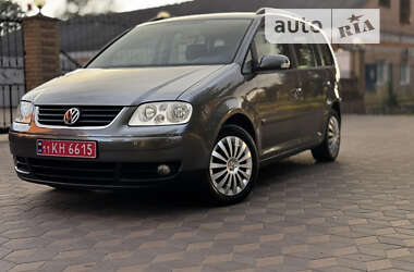 Минивэн Volkswagen Touran 2004 в Лубнах