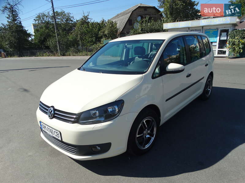 Volkswagen Touran 2014