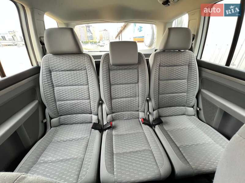 Минивэн Volkswagen Touran 2008 в Одессе