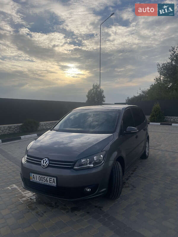 Volkswagen Touran 2013