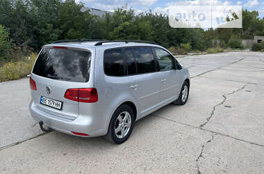 Минивэн Volkswagen Touran 2012 в Южноукраинске