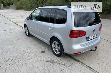 Минивэн Volkswagen Touran 2012 в Южноукраинске