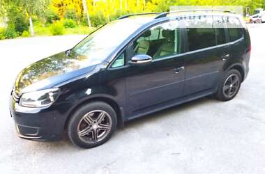 Мінівен Volkswagen Touran 2012 в Звягелі