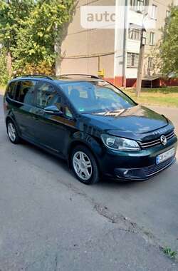 Минивэн Volkswagen Touran 2010 в Чернигове