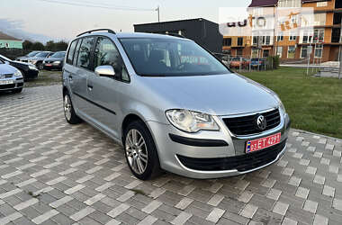 Мінівен Volkswagen Touran 2007 в Старокостянтинові