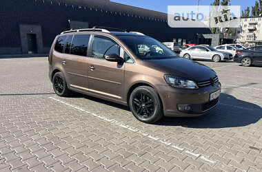 Мінівен Volkswagen Touran 2013 в Кривому Розі