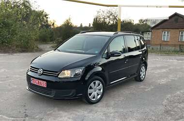 Минивэн Volkswagen Touran 2011 в Коростене