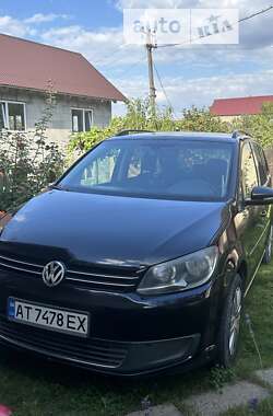 Минивэн Volkswagen Touran 2010 в Ивано-Франковске