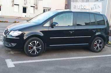 Мінівен Volkswagen Touran 2008 в Харкові