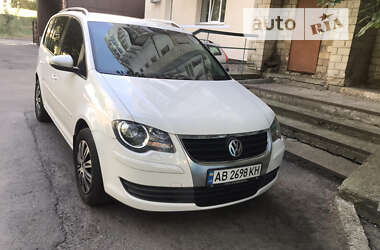 Мінівен Volkswagen Touran 2009 в Вінниці