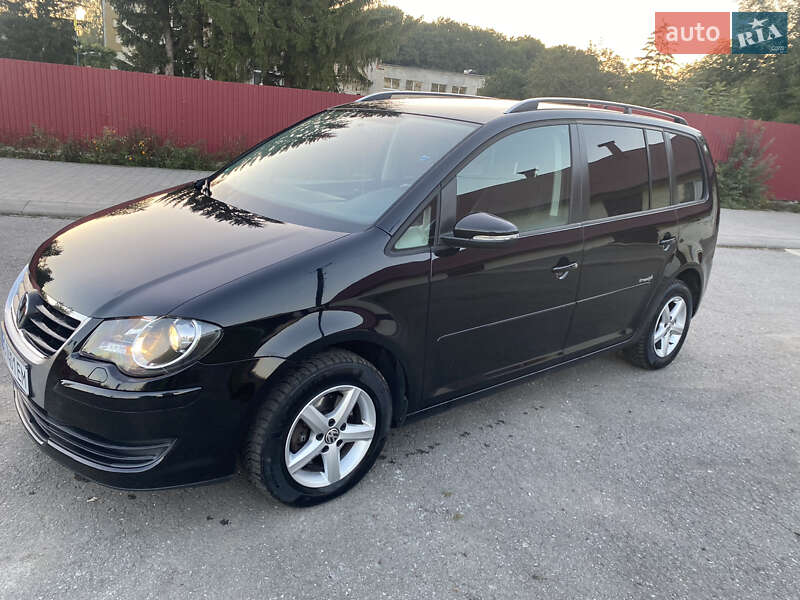 Минивэн Volkswagen Touran 2009 в Тернополе