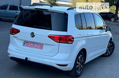 Микровэн Volkswagen Touran 2019 в Сарнах