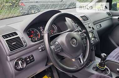 Минивэн Volkswagen Touran 2013 в Стрые