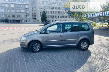 Мінівен Volkswagen Touran 2007 в Києві