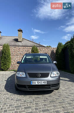 Минивэн Volkswagen Touran 2005 в 