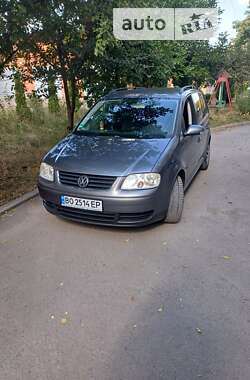 Мінівен Volkswagen Touran 2004 в Чорткові