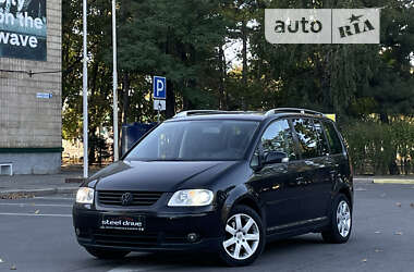 Мінівен Volkswagen Touran 2005 в Миколаєві