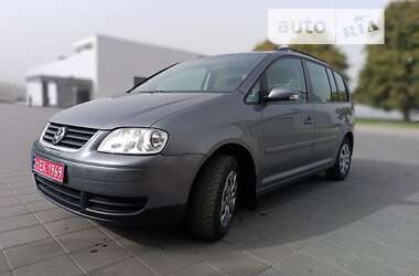 Мінівен Volkswagen Touran 2005 в Світловодську