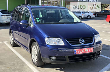 Минивэн Volkswagen Touran 2005 в Александрие