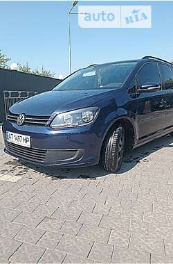 Мінівен Volkswagen Touran 2013 в Долині