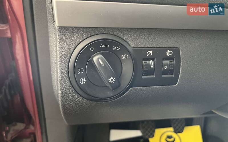 Мінівен Volkswagen Touran 2011 в Шептицькому фото 13 Мінівен Volkswagen Touran 2011 в Шептицькому